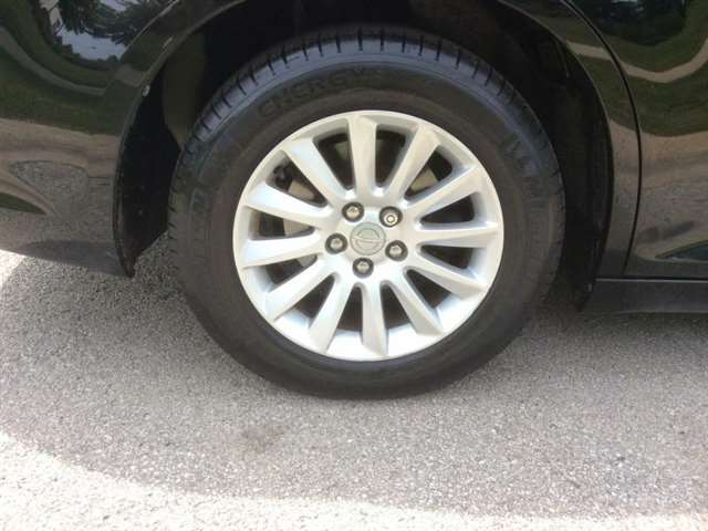 2012 Chrysler 300 4dr Sedan